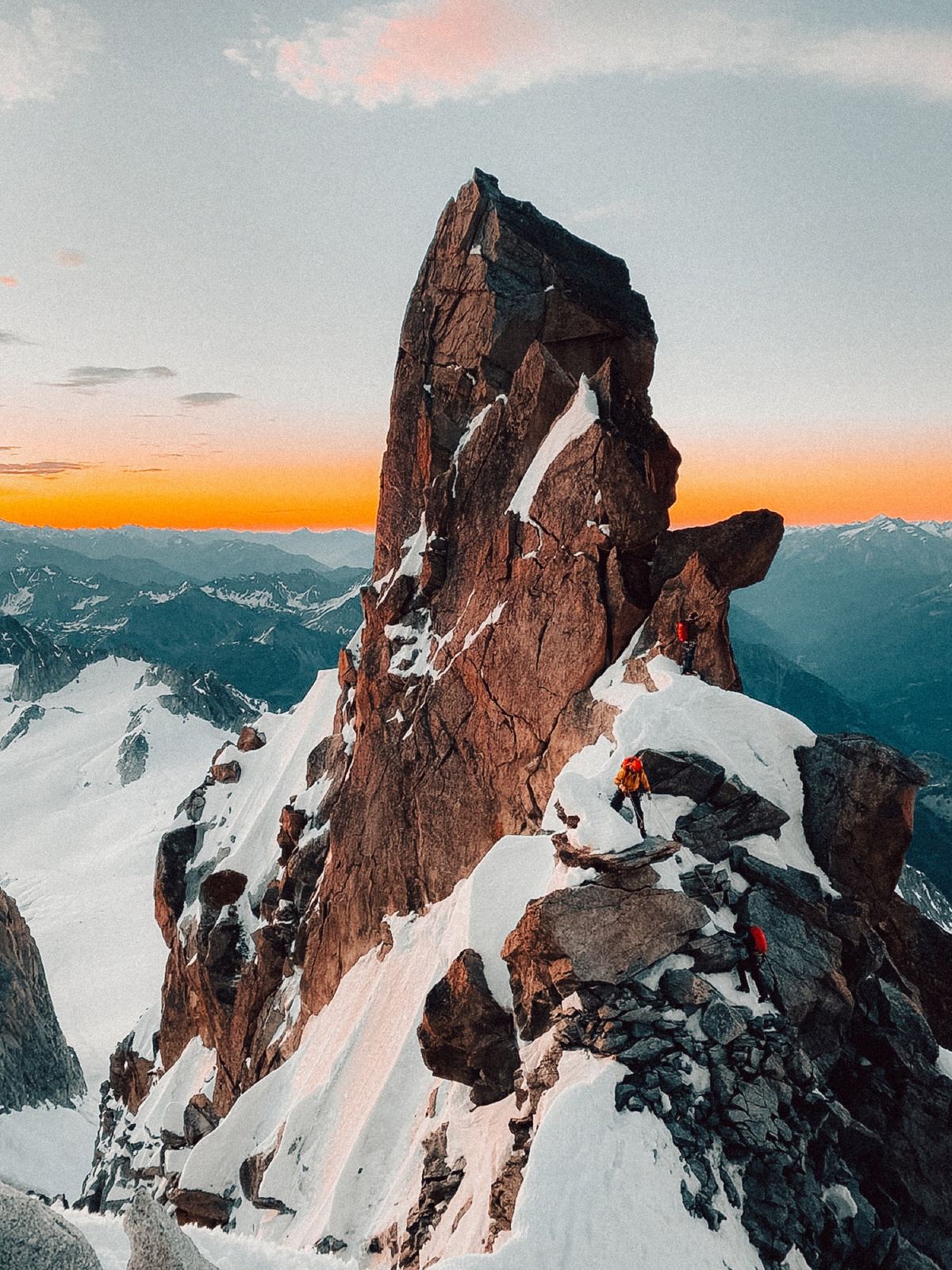 Salita alpinistica sulle Alpi